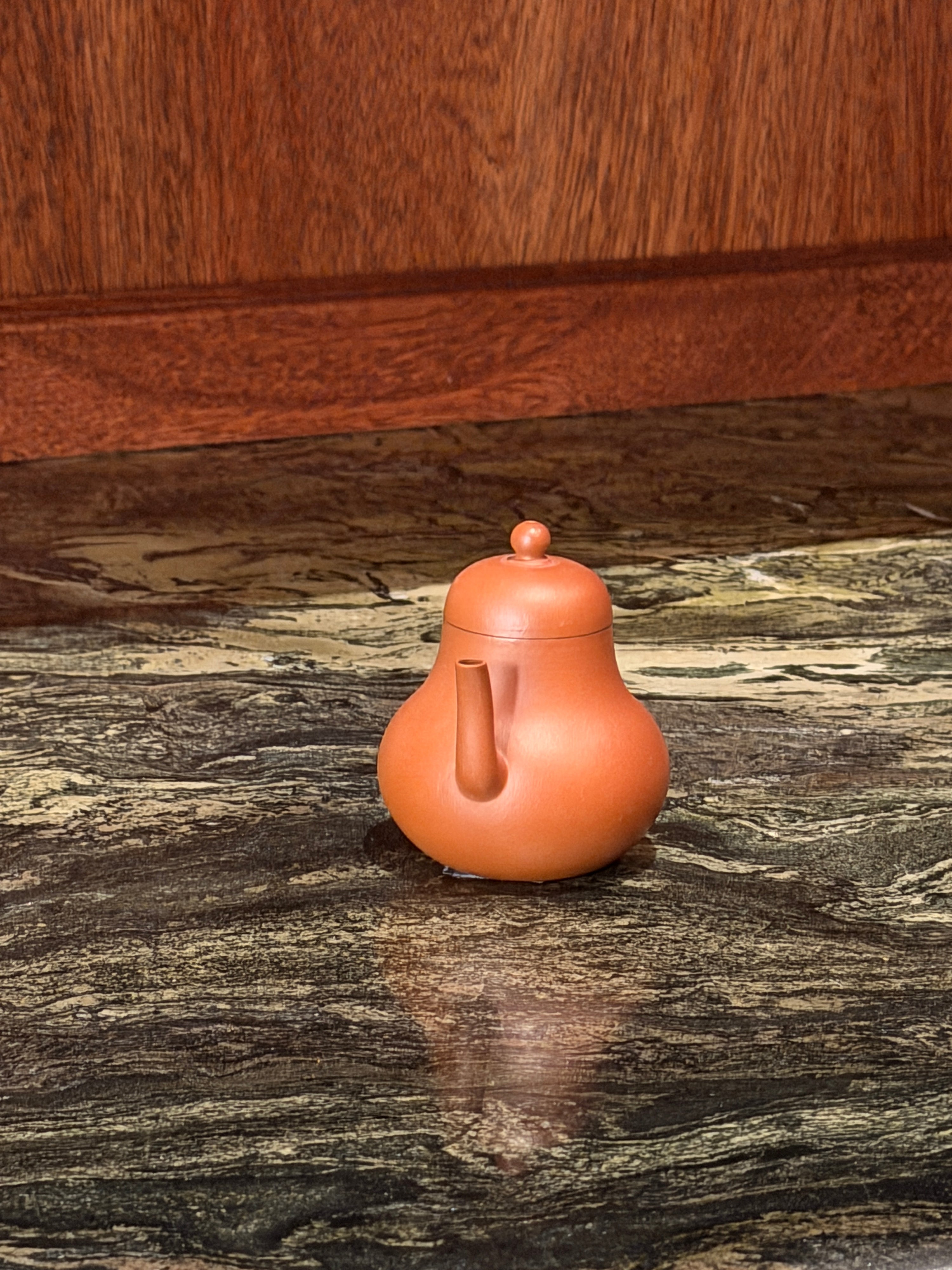 Siting Teapot 思亭壺 100ml
