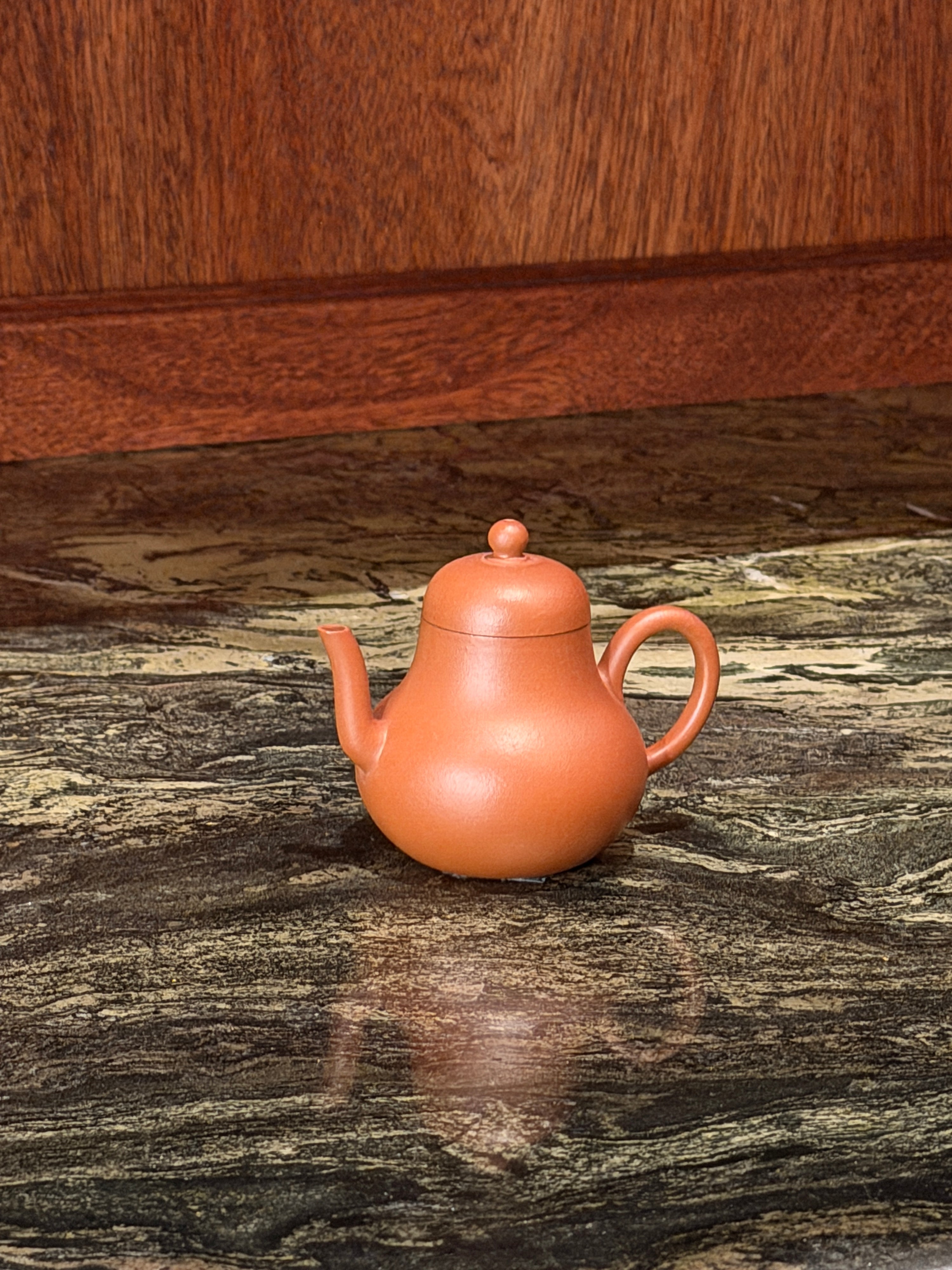 Siting Teapot 思亭壺 100ml
